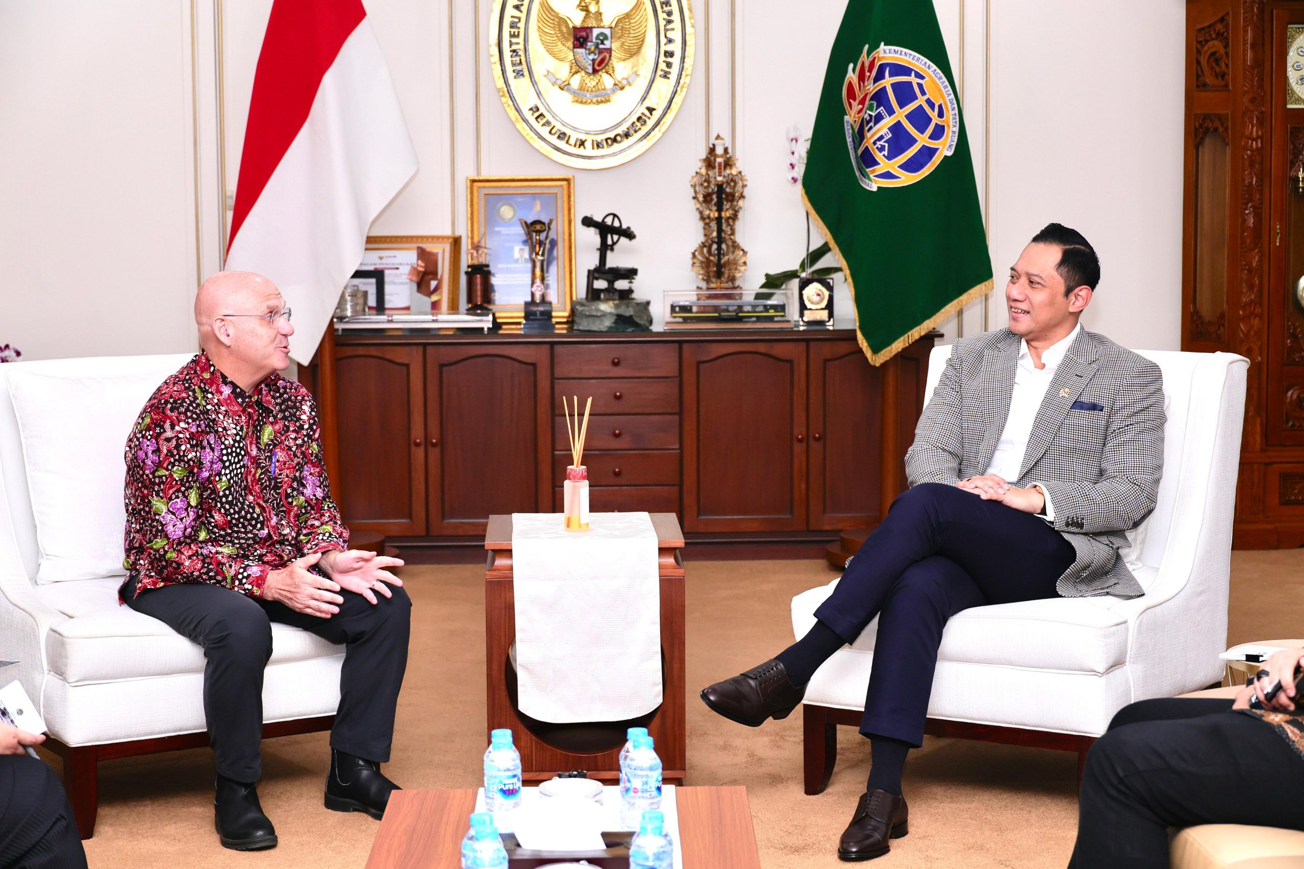 Pertemuan dengan USAID, Menteri AHY Bicara Target Pendaftaran Tanah dan Keberlanjutan Pembangunan Indonesia