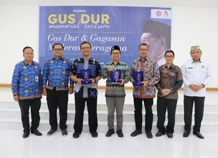 Merawat Ingatan Perjuangan Gus Dur Sang Nasionalis