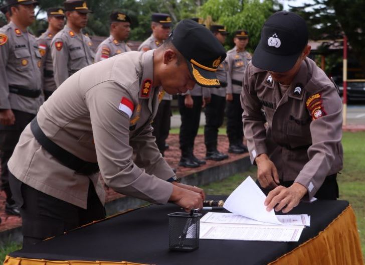 Dua Kapolsek Serah Terima Jabatan