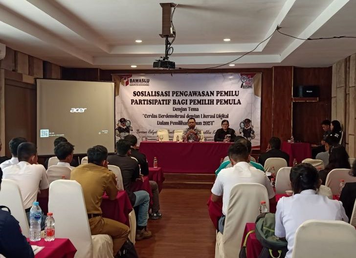 Bawaslu Ajak Pemilih Pemula Jadi Bagian Pengawasan Partisipatif Pada Pilkada Bengkayang