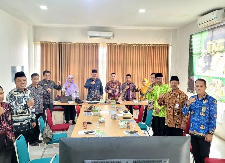 Dipimpin Kabag Kaharudin, Kemenag Kalbar Gelar Rapat Evaluasi Anggaran